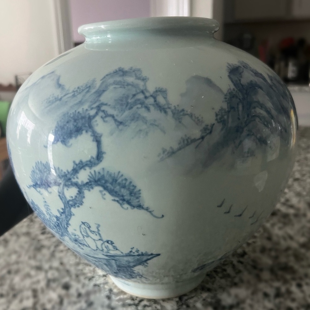 Asian Korean Vase